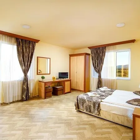Springs 3*