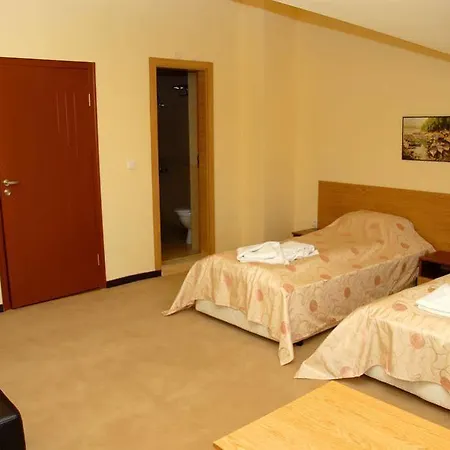 Springs Отель 3*